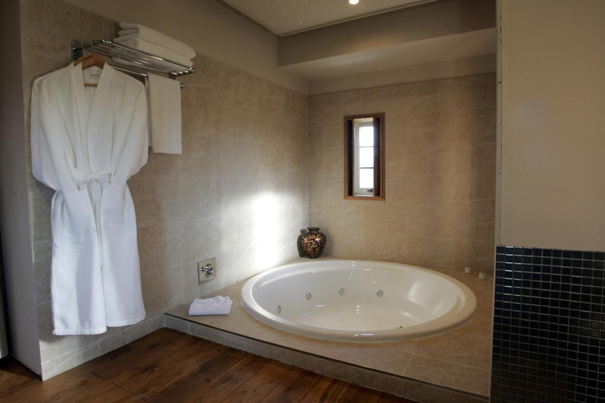 Glenskirlie Castle Hotel Banknock