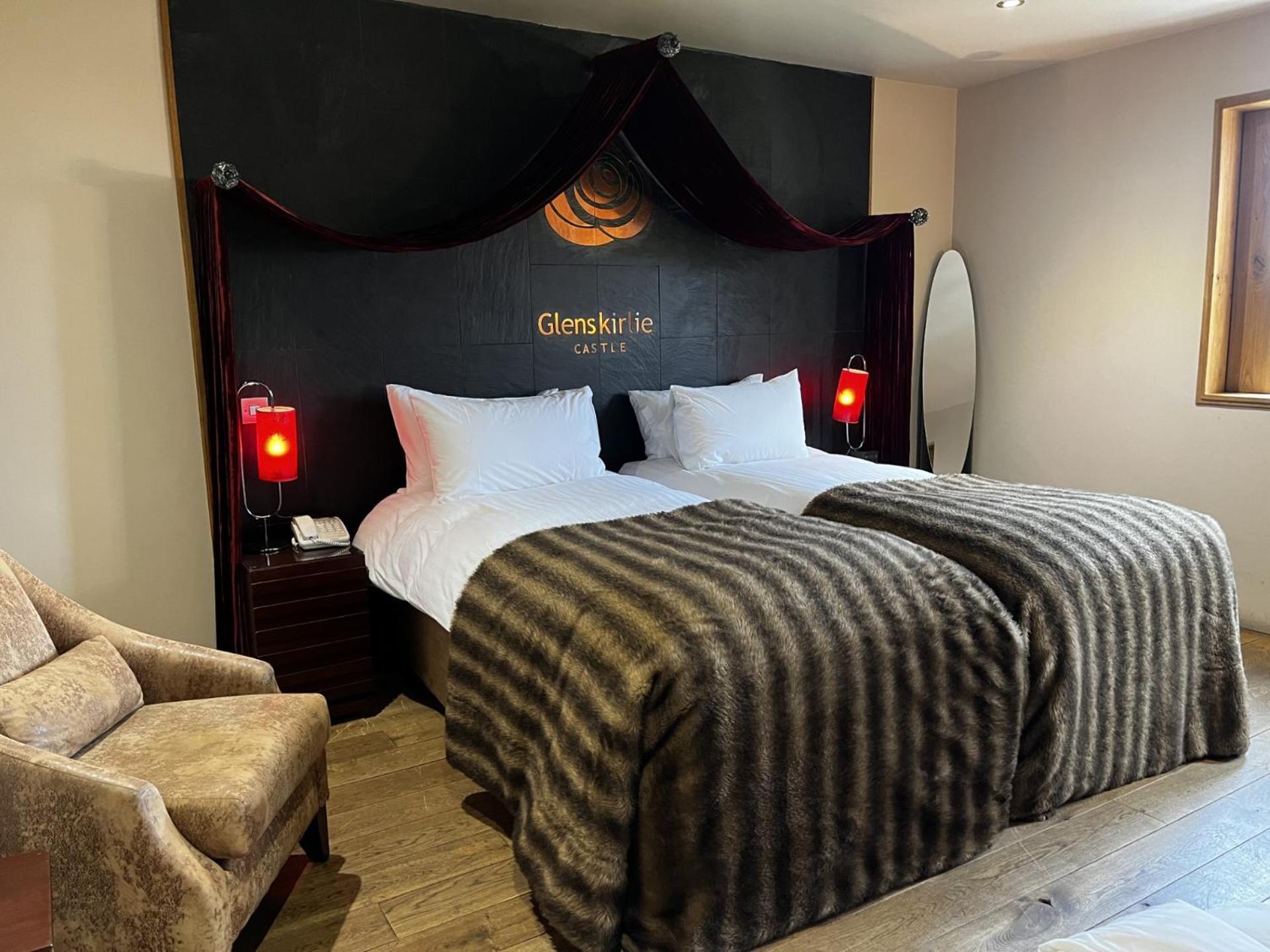 Glenskirlie Castle Hotel 4*