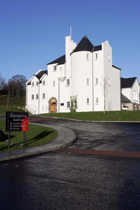 Hotel Glenskirlie Castle