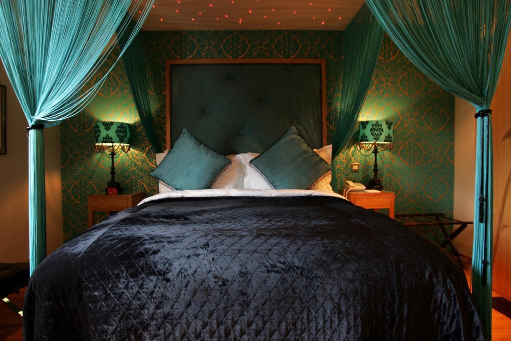 Glenskirlie Castle 4*